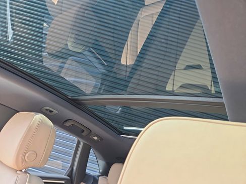 New 2026 Porsche Macan image 15