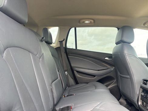 Used 2019 Buick Envision Essence image 34