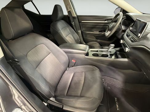 Used 2021 Nissan Altima 2.5 SV FWD image 21