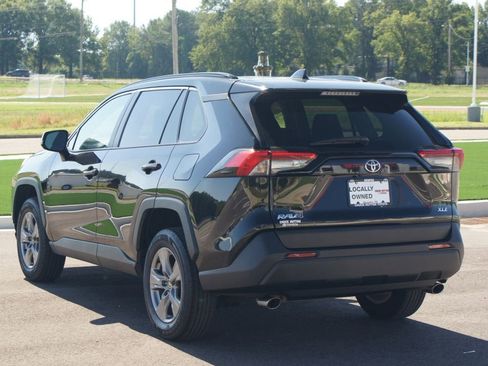 Used 2024 Toyota RAV4 XLE image 13