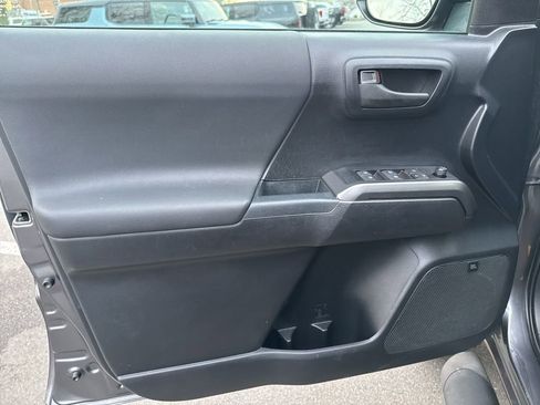 Used 2021 Toyota Tacoma TRD Pro image 19