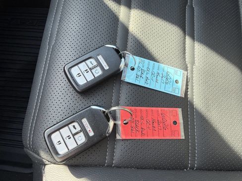 Used 2017 Honda CR-V EX-L image 26