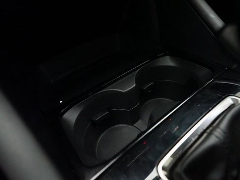 Used 2025 MAZDA MAZDA3 s image 11