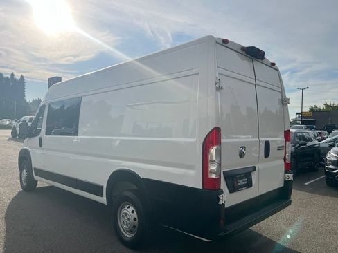 Used 2023 RAM ProMaster 3500 FWD image 5