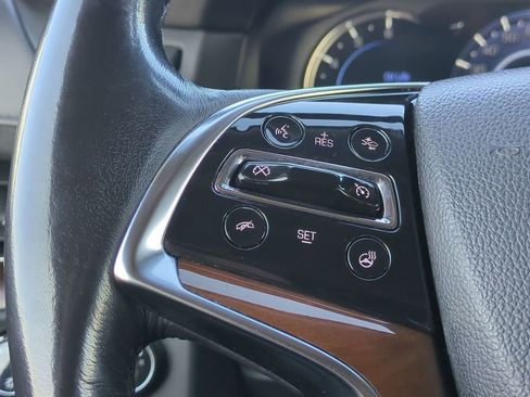 Used 2020 Cadillac Escalade Premium Luxury image 24