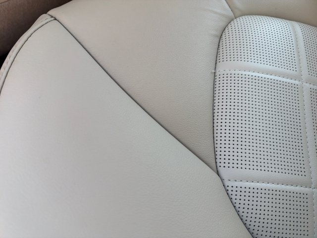 Used 2018 Toyota Camry XLE FWD image 14