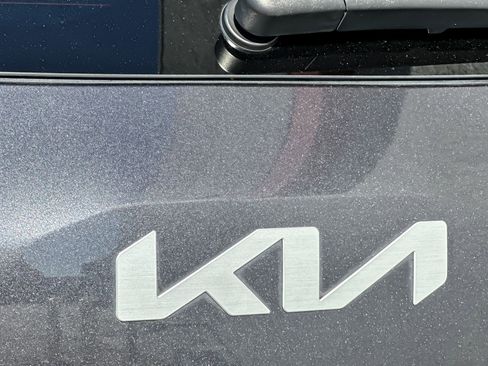 Used 2022 Kia Telluride EX w/ EX Premium Package image 28