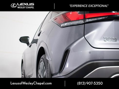 Used 2023 Lexus RX 350 Premium Plus w/ Cold Area Package FWD image 9