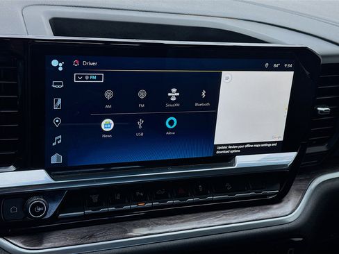 Used 2025 Chevrolet Silverado 2500 LTZ w/ LTZ Plus Package image 11