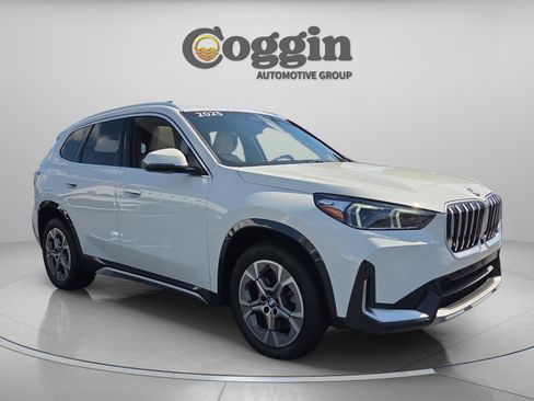 Certified 2025 BMW X1 xDrive28i w/ Technology Package AWD/4WD image 7