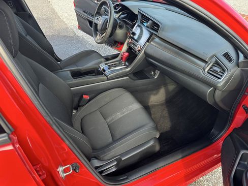 Used 2020 Honda Civic EX image 19