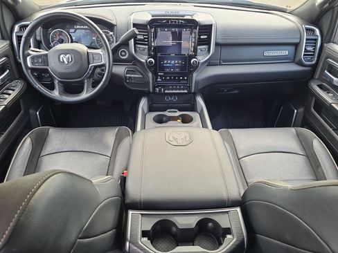 Used 2023 RAM 2500 Laramie w/ Night Edition AWD/4WD image 10