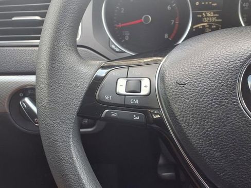 Used 2017 Volkswagen Jetta S image 21
