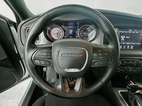 Used 2023 Dodge Charger SXT RWD image 11