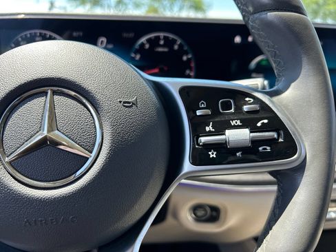 Used 2020 Mercedes-Benz GLE 350 4MATIC image 23