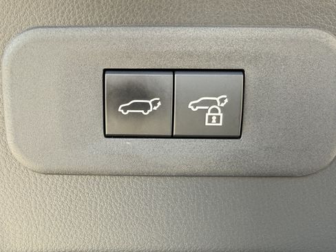 Certified 2025 Lexus NX 250 FWD w/ Premium Package image 15