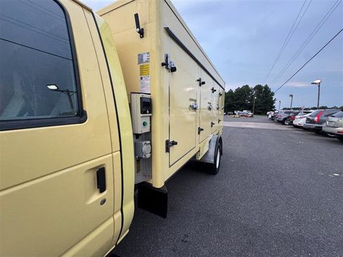 Used 2019 Ford E-450 and Econoline 450 Super Duty w/ Power Windows & Locks Group image 13