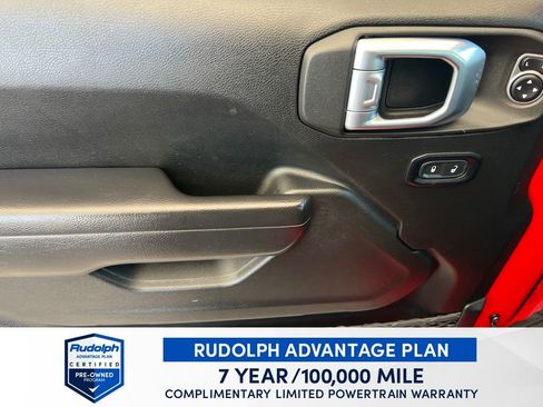 Used 2022 Jeep Gladiator Sport AWD/4WD image 11