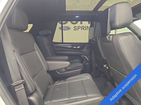 Used 2021 GMC Yukon Denali w/ Denali Premium Package AWD/4WD image 13