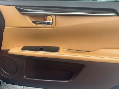 Used 2017 Lexus ES 350 w/ Navigation System Package FWD image 24