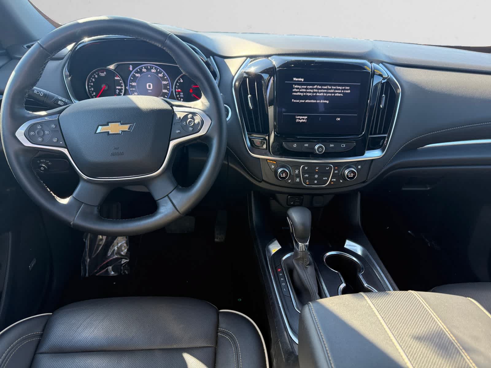 Used 2023 Chevrolet Traverse Premier FWD image 10