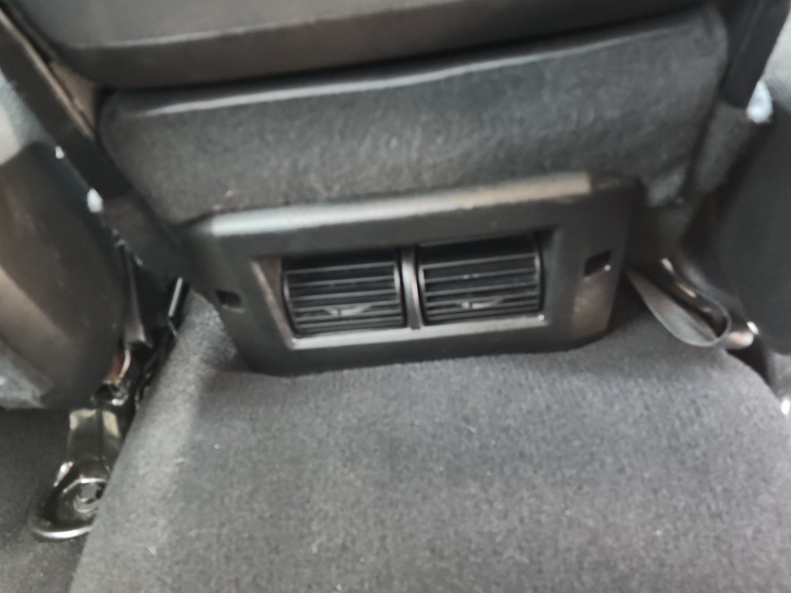 Used 2018 RAM 2500 Laramie w/ Sport Appearance Group AWD/4WD image 33