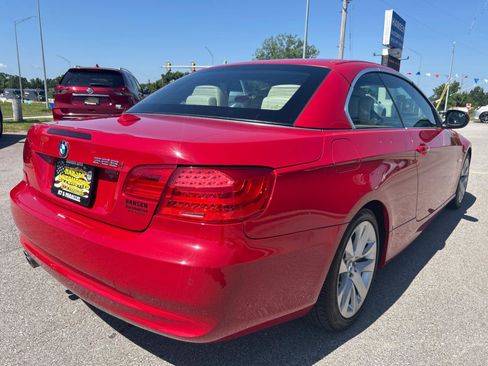 Used 2013 BMW 328i Convertible RWD image 5