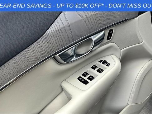 Used 2025 Volvo XC90 B6 Plus w/ Protection Package Premier image 30