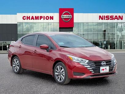 New 2025 Nissan Versa SV w/ Trunk Package
