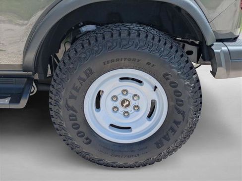 New 2026 Ford Bronco Heritage Edition AWD/4WD image 10
