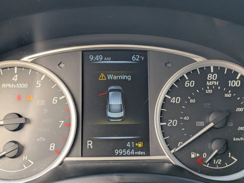 Used 2017 Nissan Sentra SR image 31