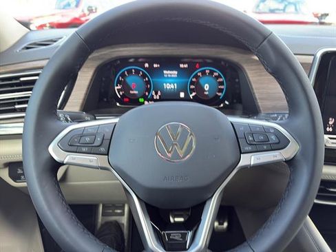 New 2026 Volkswagen Atlas SEL Premium R-Line image 18
