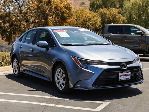 Used 2024 Toyota Corolla LE FWD image 3