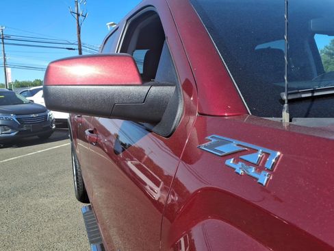 Used 2014 GMC Sierra 1500 SLE w/ SLE Value Package AWD/4WD image 11