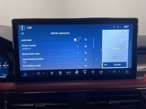 Used 2023 Lincoln Corsair Reserve w/ Equipment Group 202A image 11