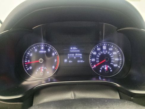 Used 2019 Kia Forte LXS FWD image 23