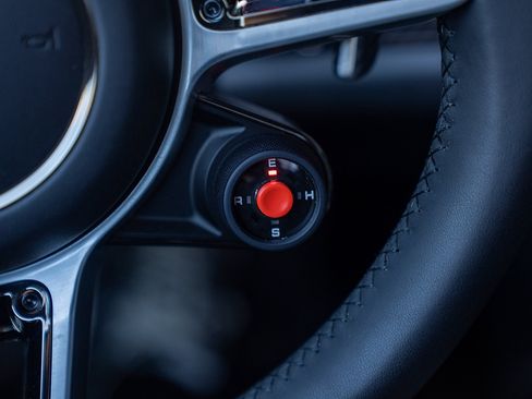 Used 2015 Porsche 918 Spyder Base w/Weissach Package image 10