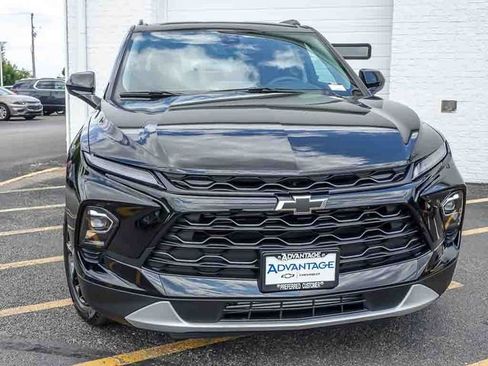 New 2026 Chevrolet Blazer LT w/ Convenience Package FWD image 11