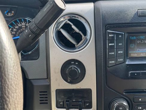 Used 2014 Ford F150 XLT w/ Equipment Group 302A Luxury RWD image 16