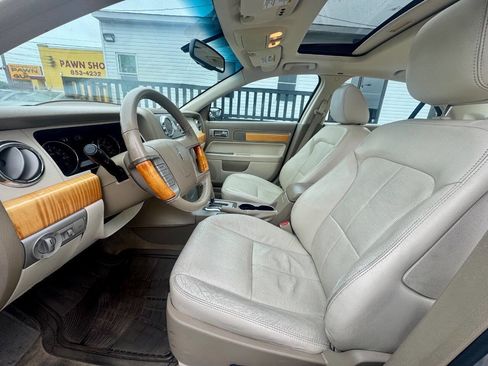 Used 2009 Lincoln MKZ FWD image 9