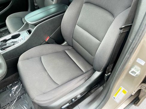 Used 2024 Chevrolet Malibu LT FWD image 18