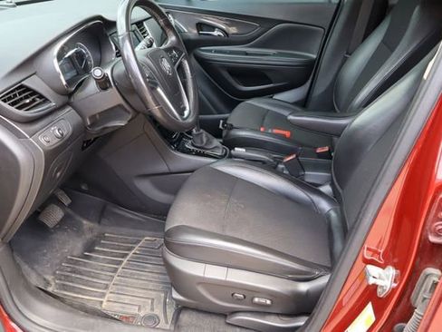 Used 2022 Buick Encore Preferred w/ Safety Package AWD/4WD image 15