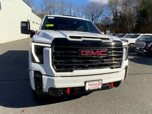 New 2026 GMC Sierra 2500 AT4 w/ AT4 Preferred Package image 3