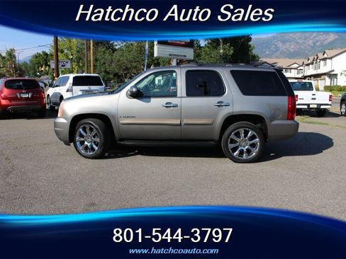 Used 2009 GMC Yukon SLT AWD/4WD image 2