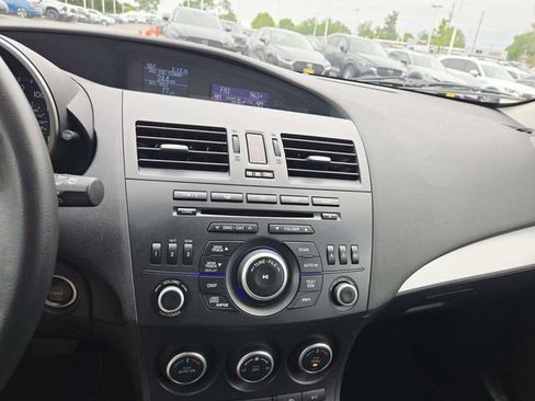 Used 2013 MAZDA MAZDA3 i Touring FWD image 20