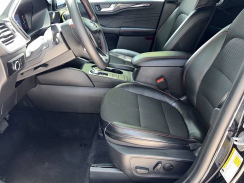 Used 2025 Ford Escape ST-Line AWD/4WD image 26