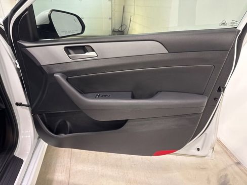 Used 2018 Hyundai Sonata SEL FWD image 39