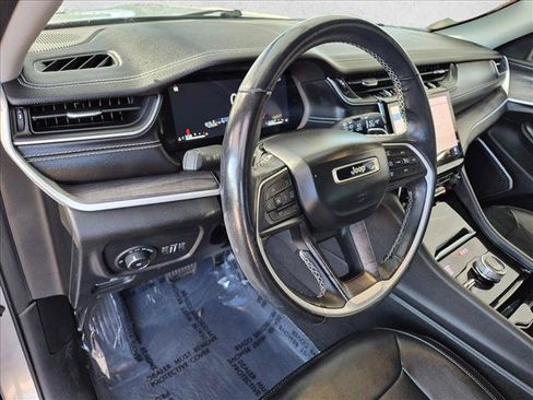 Used 2021 Jeep Grand Cherokee L Limited AWD/4WD image 13