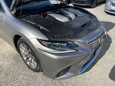 Used 2018 Lexus LS 500h AWD image 29