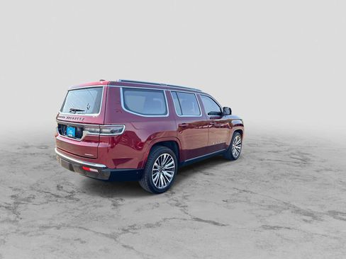 Used 2023 Jeep Grand Wagoneer Series III AWD/4WD image 8